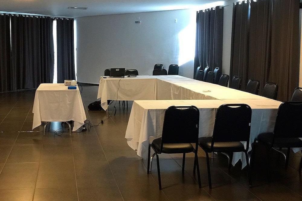 Fenix Hotel Araxá Εξωτερικό φωτογραφία